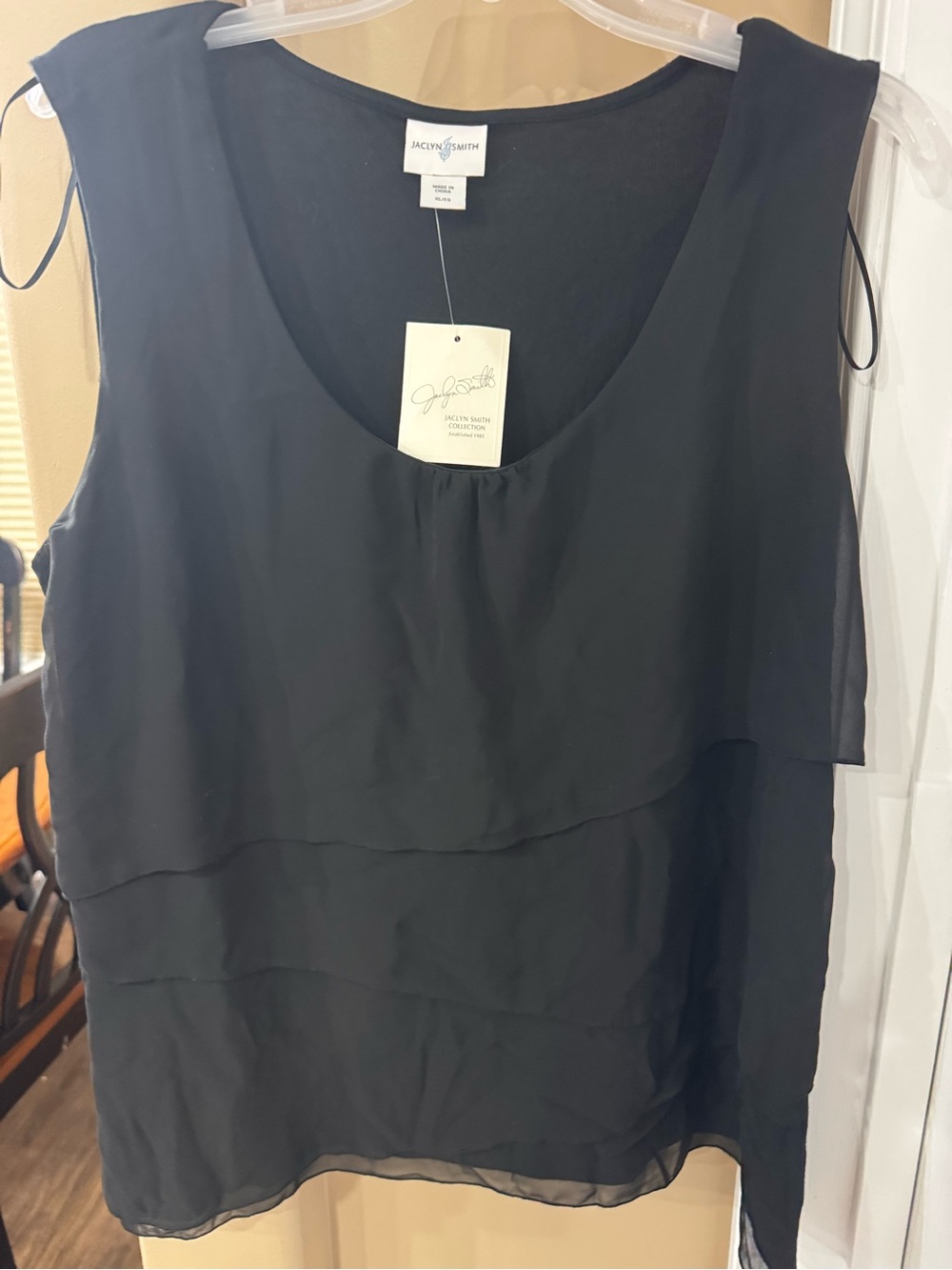 Jaclyn Smith Collection Women’s XL Black Top (CL-3)